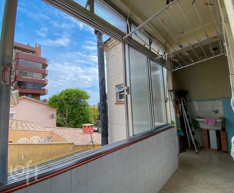 Image 7 - 224341