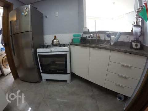 Image 20 - 230494