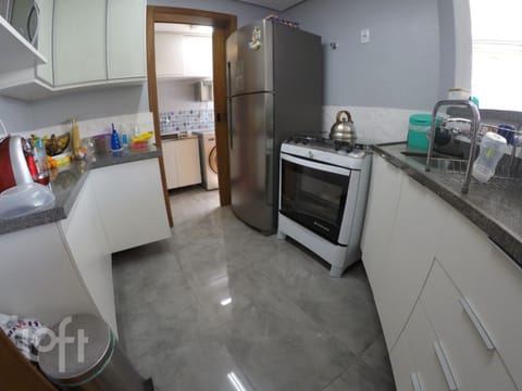 Image 21 - 230494