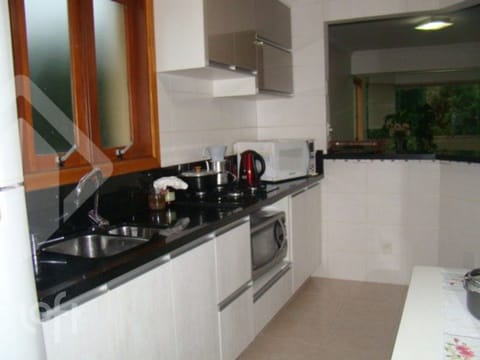 Image 20 - 232021