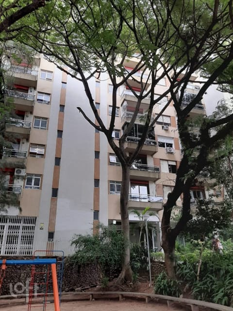 Image 13 - 235381