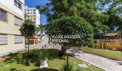 Image 11 - 236655