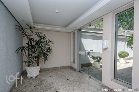 Image 17 - 238576