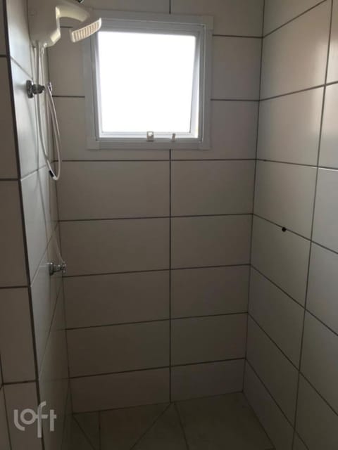 Image 2 - 239282