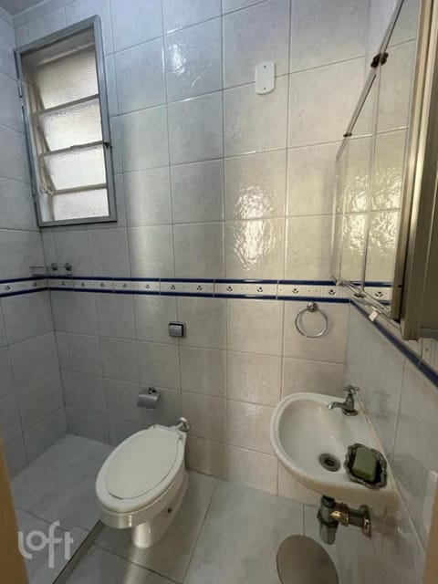 Image 3 - 239625