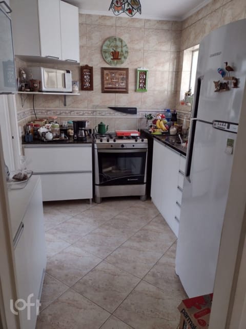 Image 3 - 242642
