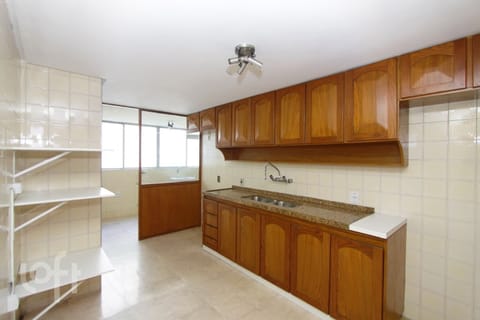 Image 34 - 243277