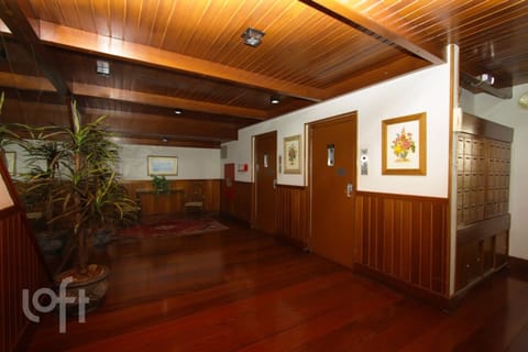 Image 23 - 243277