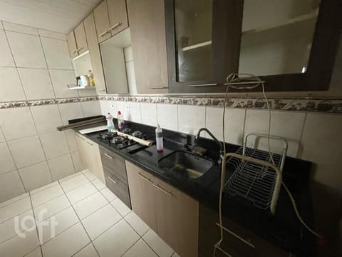 Image 10 - 250114