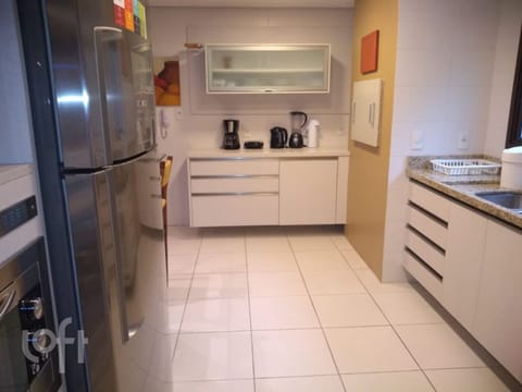 Image 7 - 255881