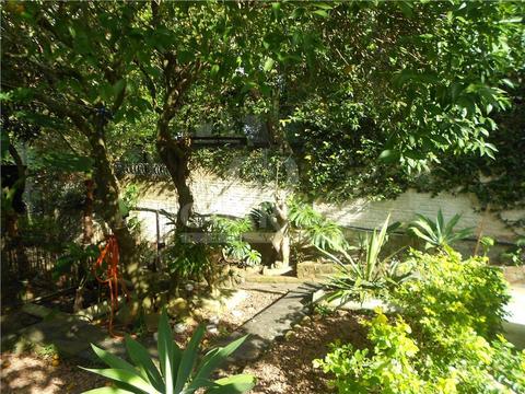Image 29 - 257509