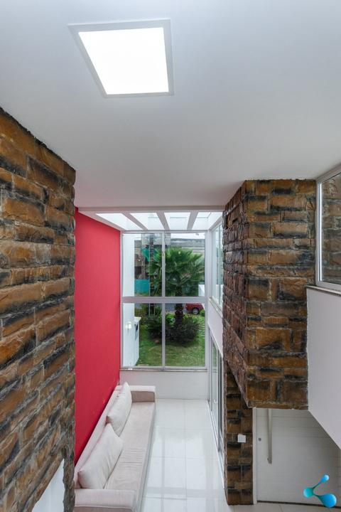 Image 25 - 258098