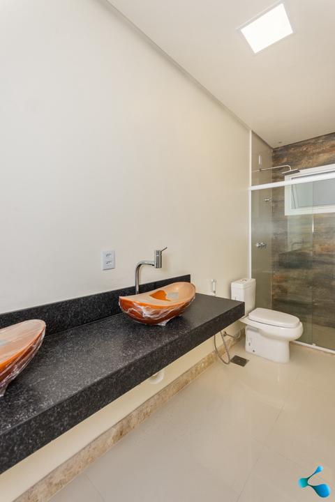 Image 34 - 258098