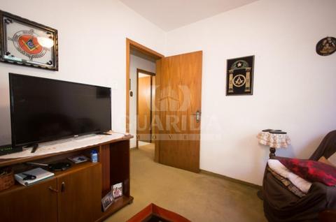 Image 33 - 258255