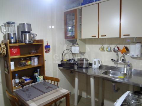 Image 30 - 258504