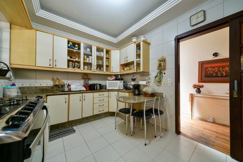 Image 9 - 259008
