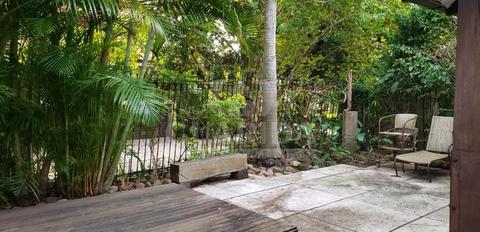 Image 35 - 259851