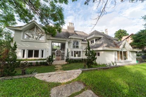 Image 30 - 260290