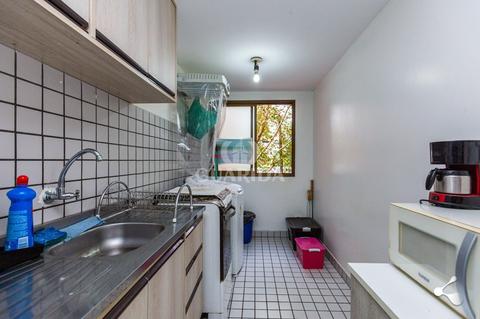 Image 11 - 262001