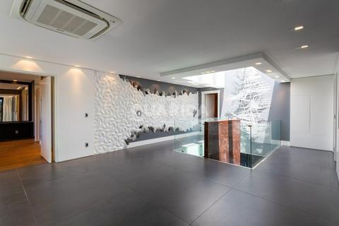 Image 27 - 263124