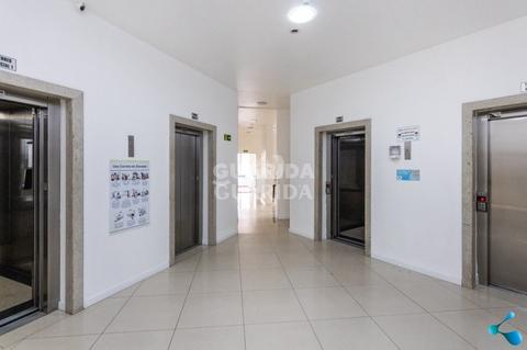 Image 4 - 263421