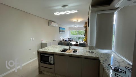 Image 22 - 264335