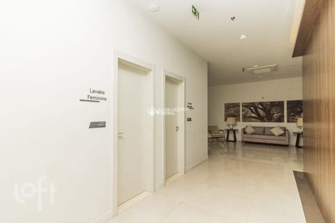 Image 18 - 266018