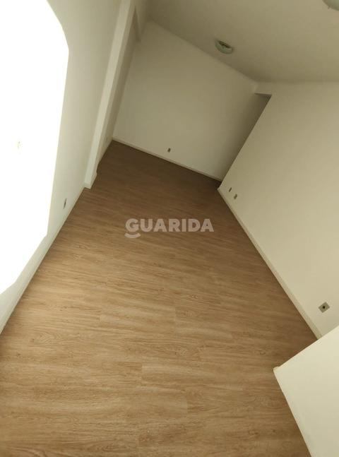 Image 35 - 275502