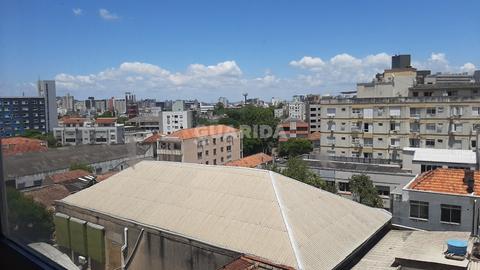 Image 11 - 275526
