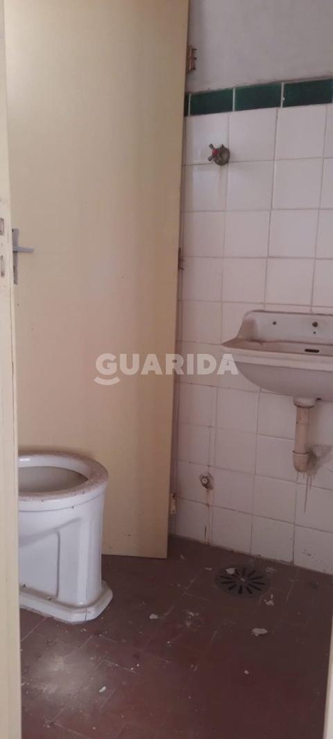 Image 4 - 275545
