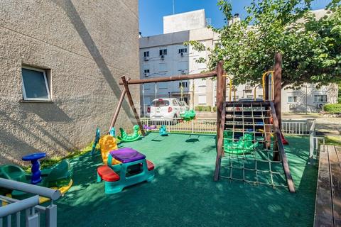Image 42 - 275627
