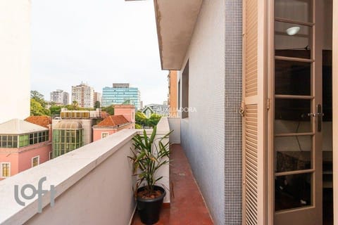 Image 19 - 281431