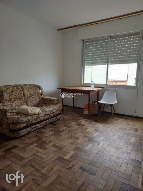 Image 1 - 285656