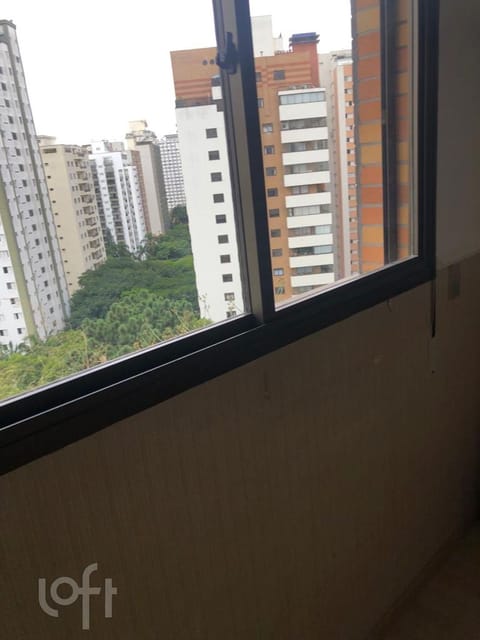 Image 11 - 325066